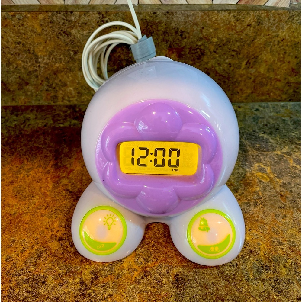 Mirari OK to Wake, color changing night-light- EUC